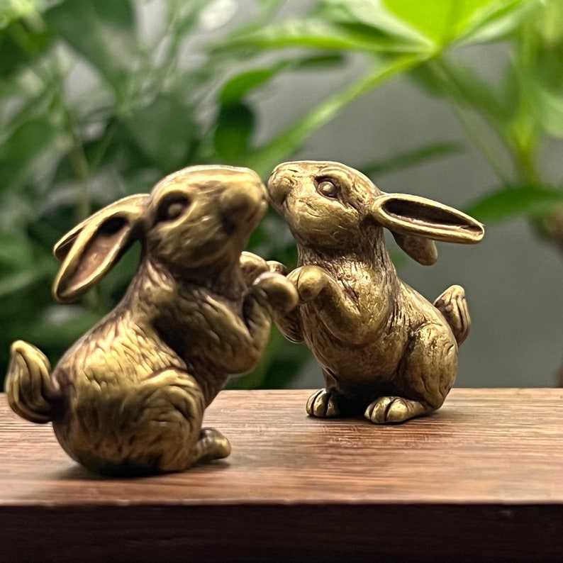 Two Cute mini Rabbits Figure, Home Decor, Kissing Brass Rabbit Statue